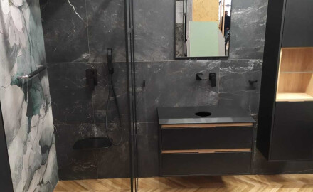 Glazovaná dlažba 60 × 120 cm, černá matná, rektifikovaná, A4H85 Iroc Black