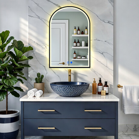 Nepravidelné zrcadlo s LED podsvícením v černém hliníkovém rámu #8